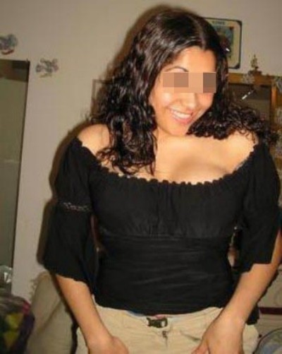 Pompeuse souhaiterait sucer une très grosse bite sur Collonges-au-Mont-d'Or