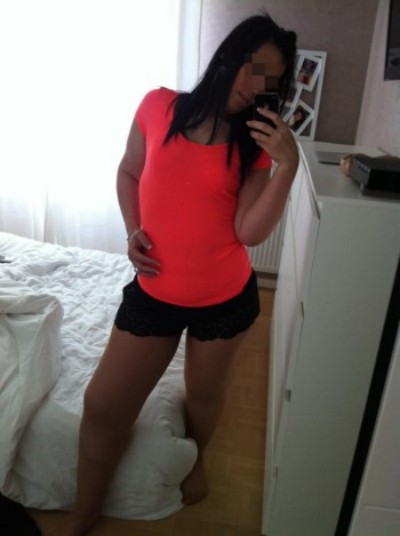 Magnifique libertine pour baise + sexe anal à Collonges-au-Mont-d'Or