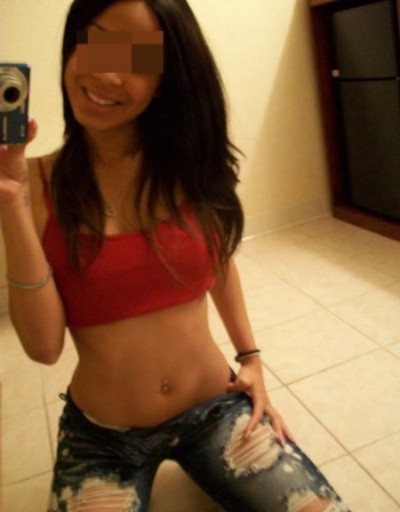 Plan q rapide avec une femme chaude à Lyon