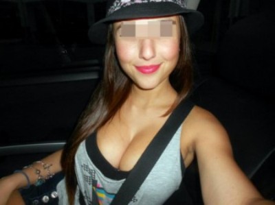 Femme bien chaude pour une pipe profonde sur Vénissieux