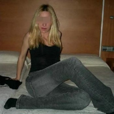 Petite salope à Écully