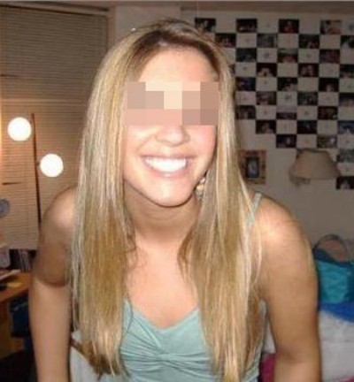 Femme expérimentée veut gober une queue bien poilue à Lyon