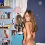 Coquine pour une pipe en gorge profonde &agrave; Lyon