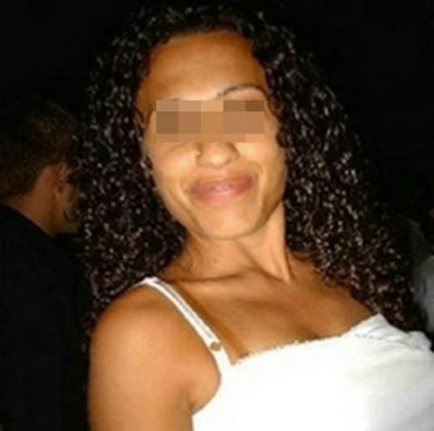 Belle jeune femme veut trouver un bon baiseur pour niquer à Caluire-et-Cuire