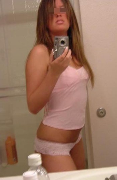 Salope pour un type coquin à Francheville pour une baise hard