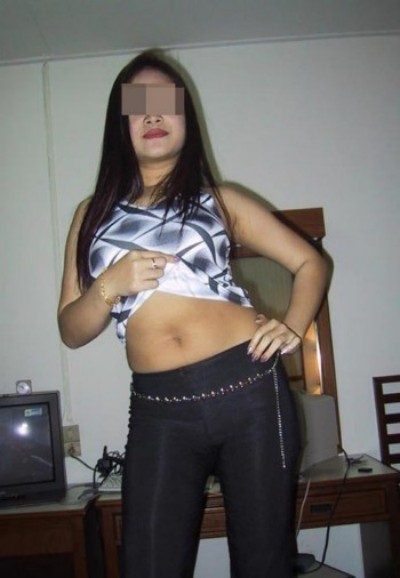 Je recherche un beur bien monté de Collonges-au-Mont-d'Or pour une fellation